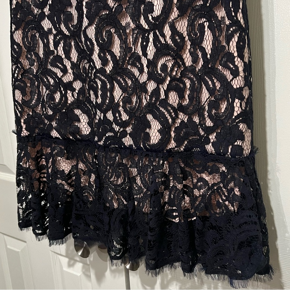 NANETTE LEPORE LIKE NEW NAVY LACE ILLUSION FLOUNCE HEM DRESS SIZE 4 - Picture 9 of 13